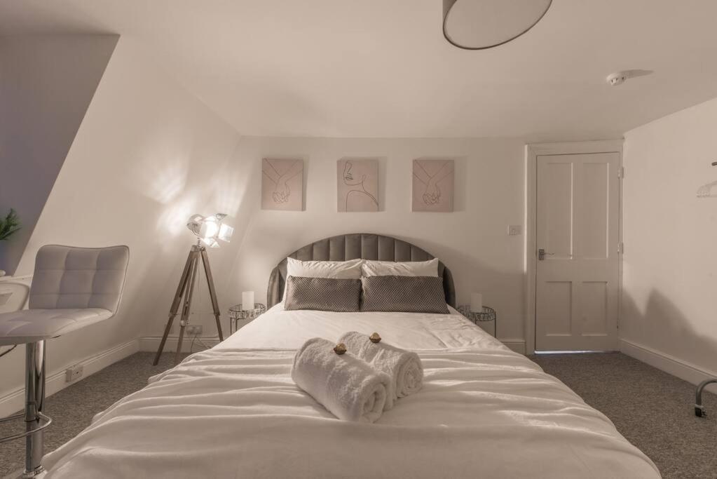 Parade Gardens Boutique Apartments- Central, Grade I Listed, 4K Tvs, Hidden Views Bath Dış mekan fotoğraf