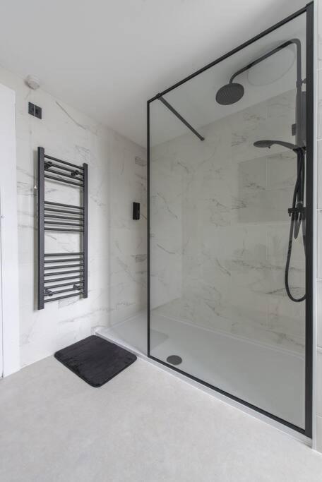 Parade Gardens Boutique Apartments- Central, Grade I Listed, 4K Tvs, Hidden Views Bath Dış mekan fotoğraf