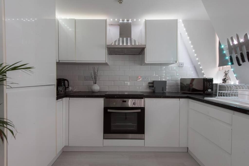 Parade Gardens Boutique Apartments- Central, Grade I Listed, 4K Tvs, Hidden Views Bath Dış mekan fotoğraf
