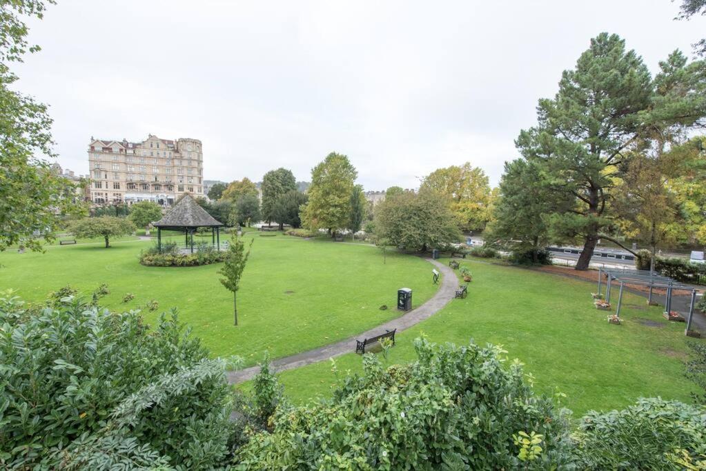 Parade Gardens Boutique Apartments- Central, Grade I Listed, 4K Tvs, Hidden Views Bath Dış mekan fotoğraf