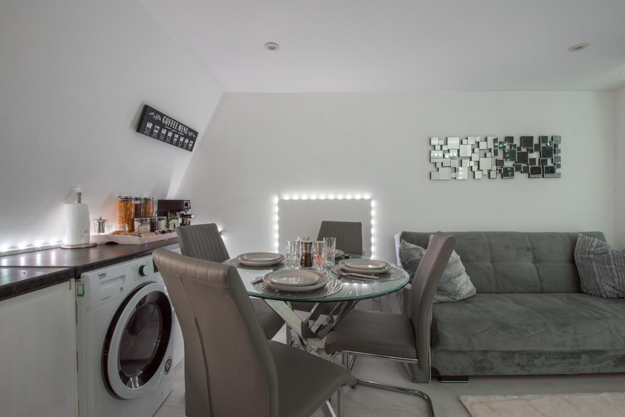 Parade Gardens Boutique Apartments- Central, Grade I Listed, 4K Tvs, Hidden Views Bath Dış mekan fotoğraf