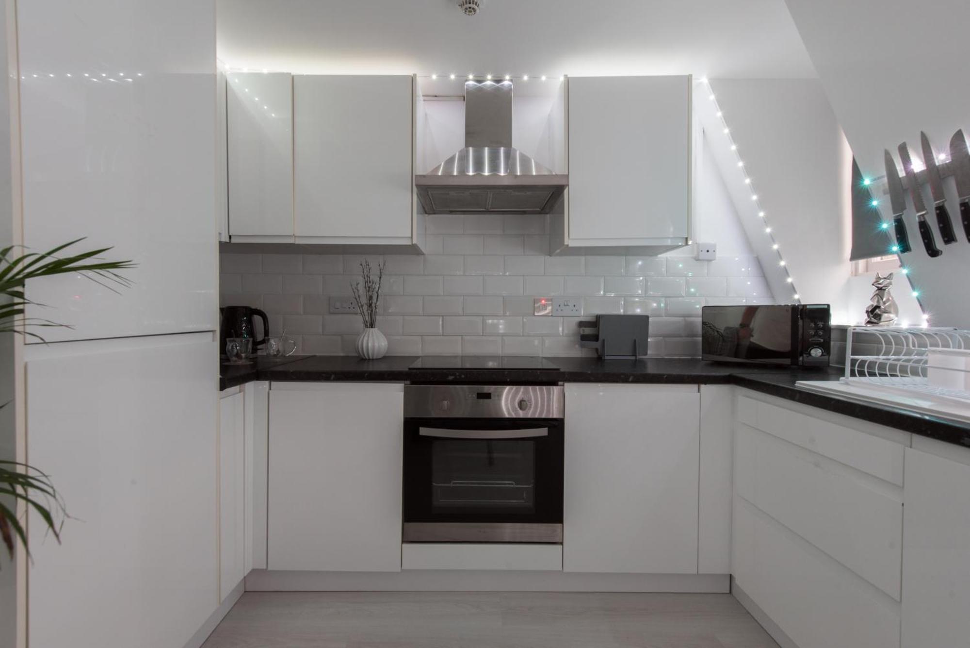 Parade Gardens Boutique Apartments- Central, Grade I Listed, 4K Tvs, Hidden Views Bath Dış mekan fotoğraf